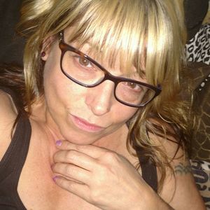 Meet your Posher, Becky